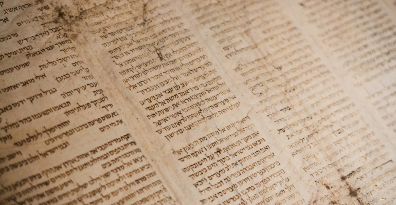 A Protective Hedge Around the Scriptures image